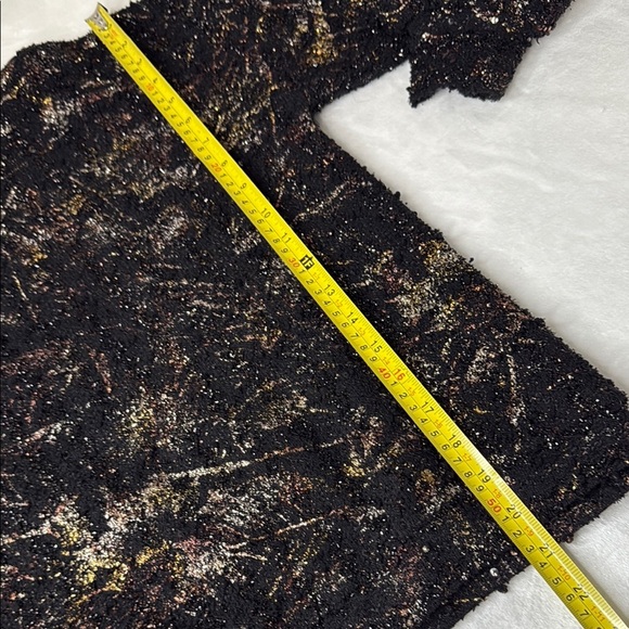 BURU Black and Gold Crew Neck Sweater with Abstract Pattern - Picture 12 of 14